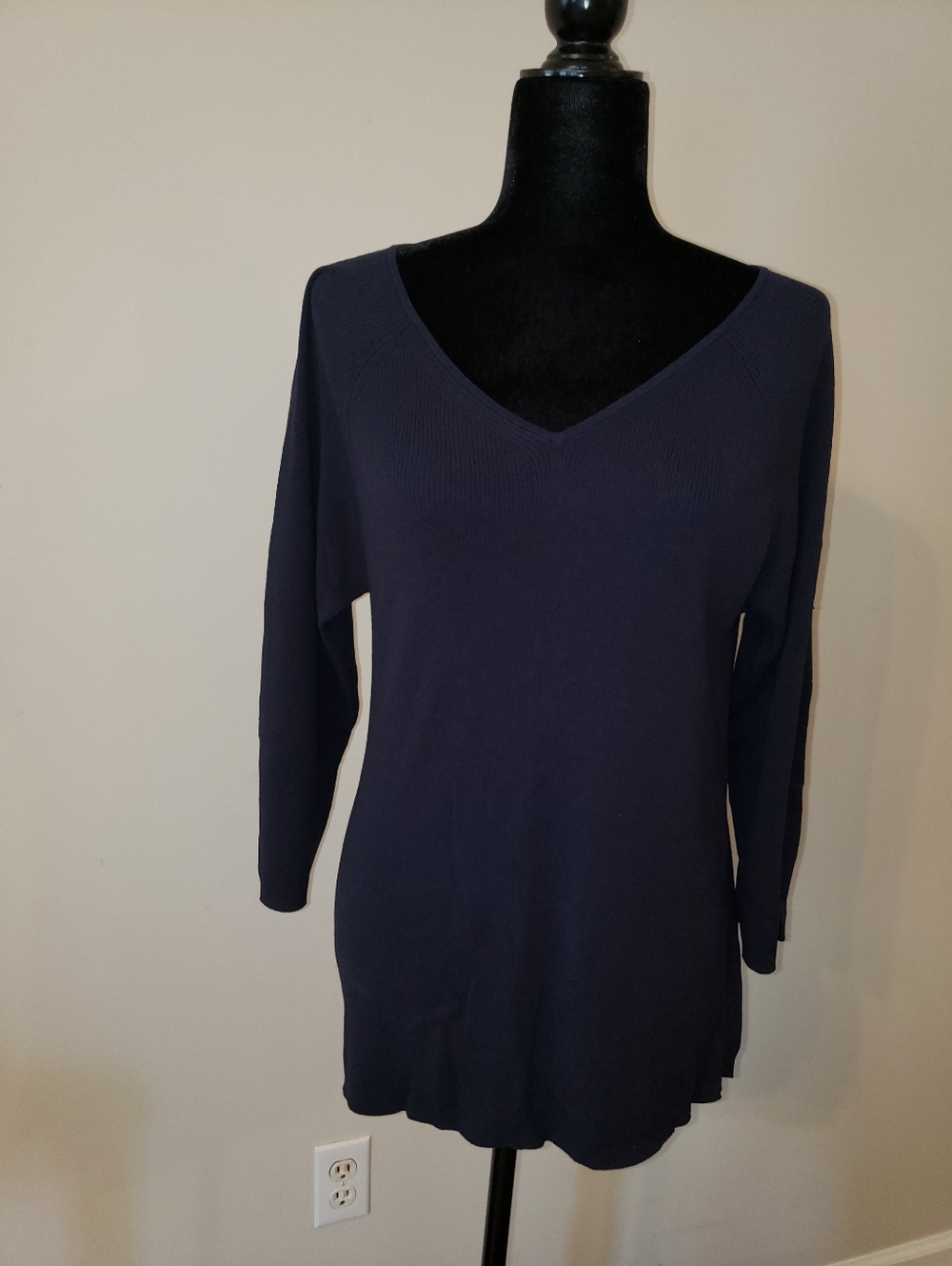 Ann Taylor Navy V-Neck Tunic Top